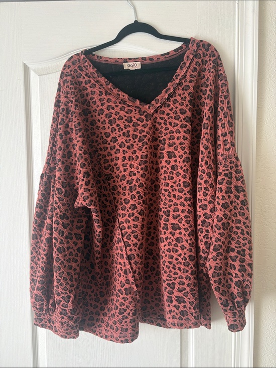 Gigio Tops - GGO Pink Leopard V-Neck Pullover Sweatshirt